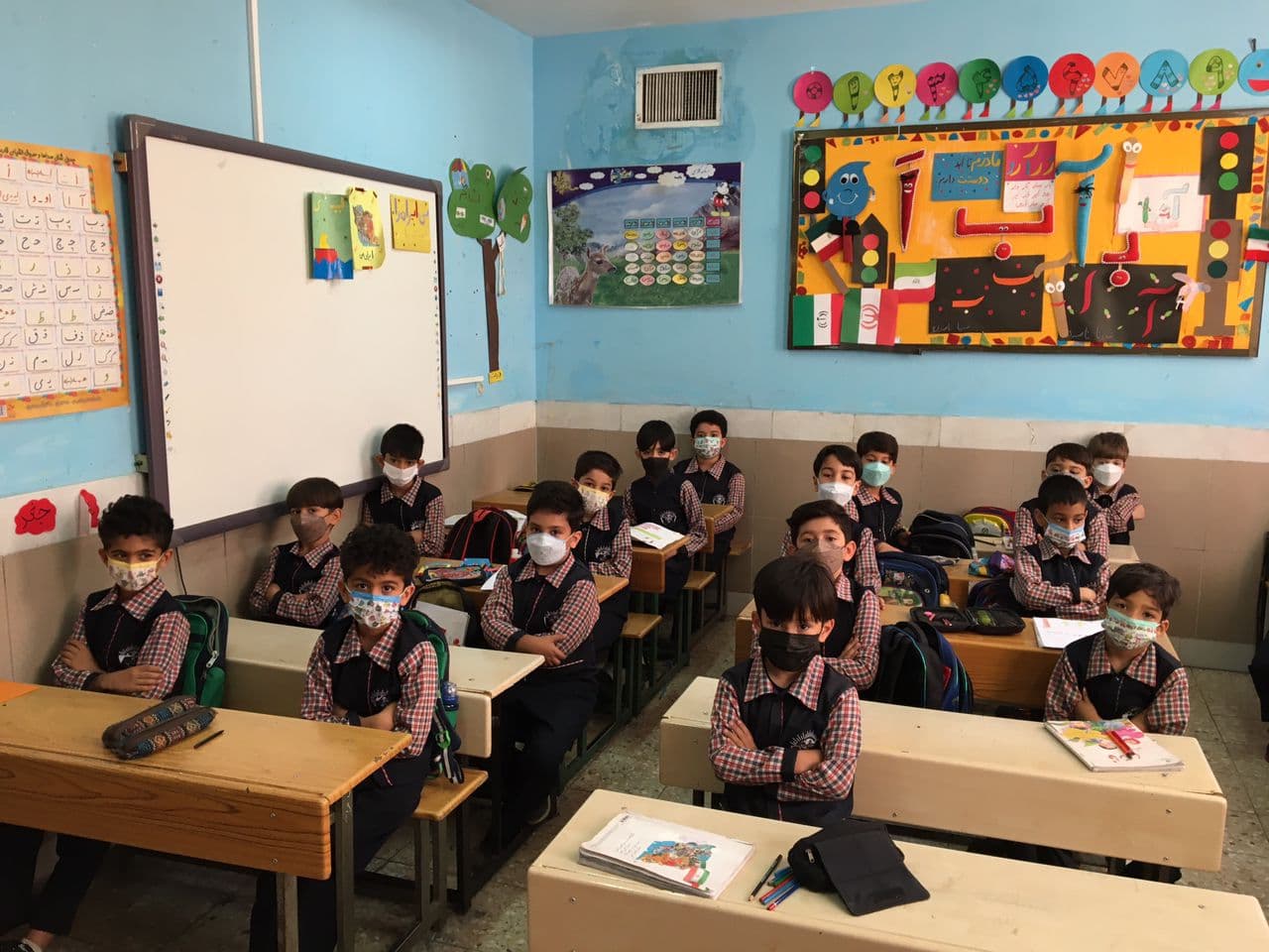 دانش اموزان